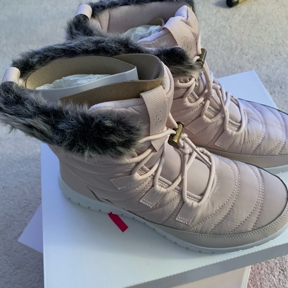 Women’s Ryka Water Repellent Faux Fur Boots Snow Bound NIB - Picture 2 of 8